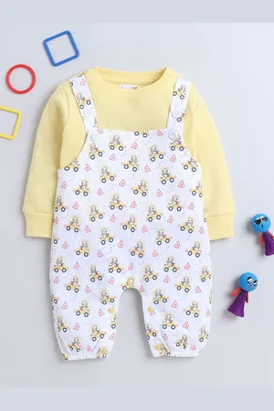 BUMZEE Girls Graphic Printed Cotton T-Shirt & Dungaree Set