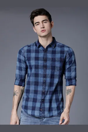 LocoMotive Men Blue Slim Fit Checked Casual Shirt