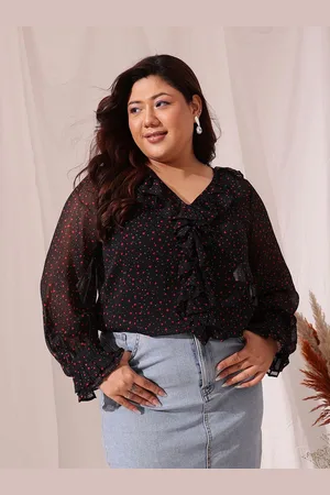 CURVY STREET Women Floral Micro or Ditsy Printed V-Neck Top