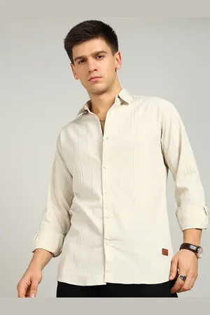 FUBAR Men Spread Collar Textured Solid Cotton Slim Fit Casual Shirt