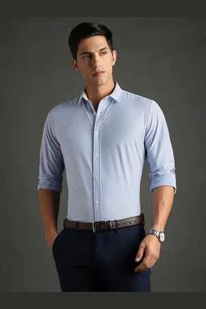 Bergamo Slim Fit Vertical Stripes Knitted Formal Shirt