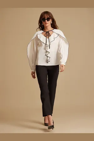 Kazo Tie-Up Neck Top