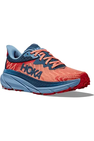 Hoka One One Women Woven Design Challenger Atr 7 Running Shoes