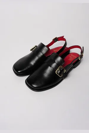 Theater Women Solid PU Slip-On Sneakers With Buckle Details