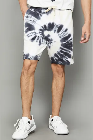 Smileyworld Men Floral Printed Shorts