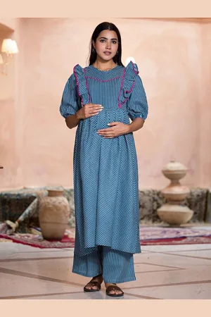 Aujjessa Women Striped Regular Pure Cotton Kurta with Trousers