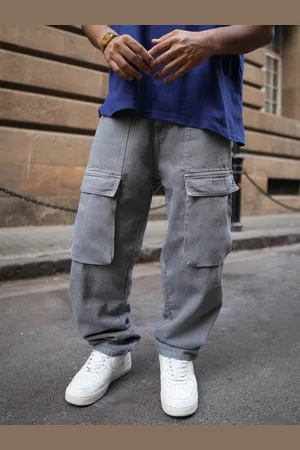 Powerlook Men Baggy Fit Mid Rise Clean Look Heavy Fade Cargos Jeans