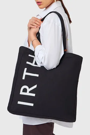IRTH Typography Printed Structured Tote Bag