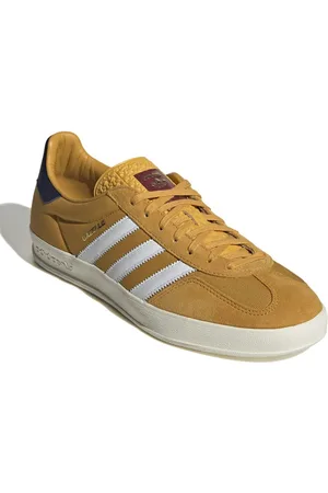 adidas GAZELLE INDOOR Men Striped Sneakers