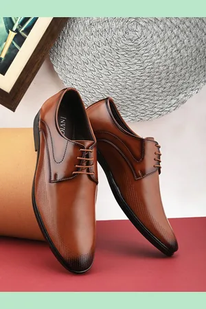 Invictus Men Textured Formal Derby Shoes