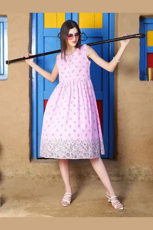 Sera Women Floral Printed Fit & Flare Dress