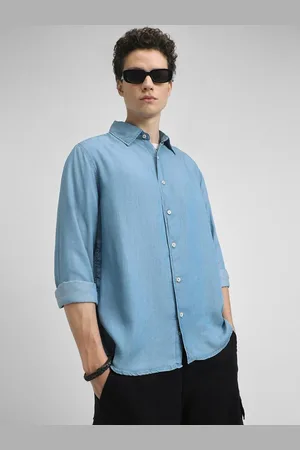 Forever 21 Men Spread Collar Solid Casual Shirt