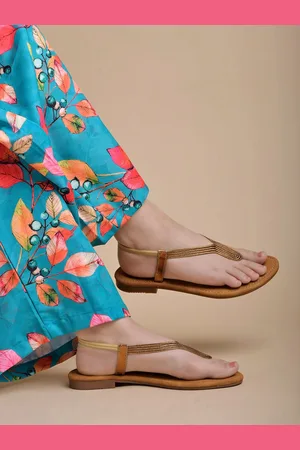 Shoetopia Girls Ethnic Flats