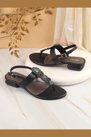 Metro Women Embellished Ethnic Block Sandals