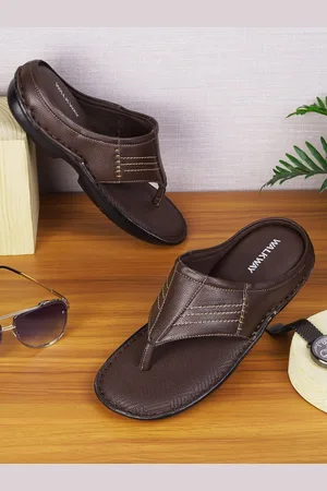 Metro Men Textured Comfort Sandals