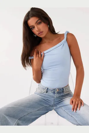 LULU & SKY Women Sleeveless Solid Top