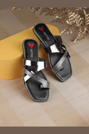 Metro Women One Toe Flats with Bows
