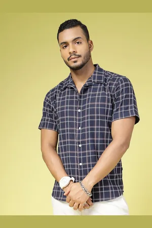 Rigo Men Comfort Slim Fit Tartan Checks Casual Shirt