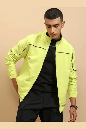 Highlander Men Colourblocked Crop Outdoor Bomber Jacket