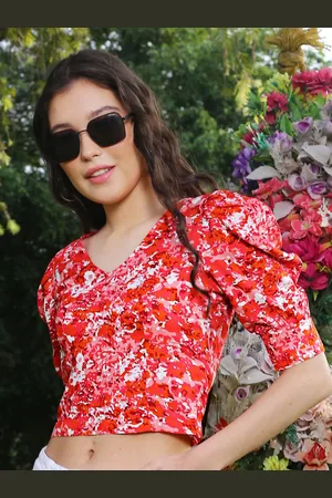 Sera Women Floral Printed V-Neck Top