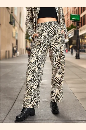 DressBerry Women Exotic Edge Animal Print Flared Trousers