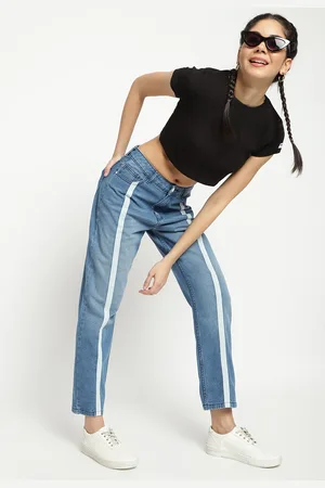 Belliskey Women Mid Blue Denim Relaxed Fit Mildly Distressed Light Fade Stretchable Jeans