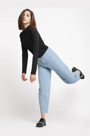 Belliskey Women Blue Relaxed Fit High-Rise Highly Distressed Non-Stretchable Jeans