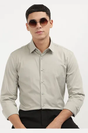 Calvin Klein Men Spread Collar Solid Cotton Slim Fit Casual Shirt