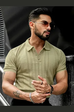 Maniac Men Solid Polo Collar Cotton Slim Fit T-Shirt