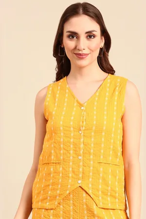 De Moza Women Vertical Striped V-Neck Cotton Top