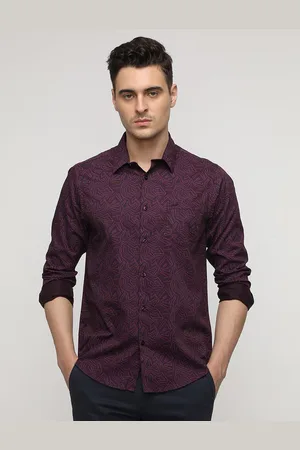 Crocodile Men Comfort Spread Collar Abstract Printed Cotton Casual Shirt