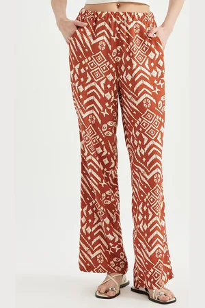 DeFacto Women Printed Mid-Rise Regular Fit Parallel Trousers