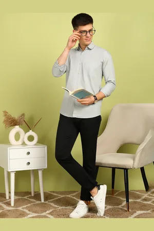FUBAR Men Slim Fit Opaque Casual Shirt