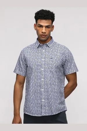 Crocodile Men Comfort Spread Collar Vertical Striped Cotton Casual Shirt