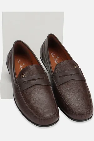 Louis Philippe Men Textured Round Toe Leather Loafers