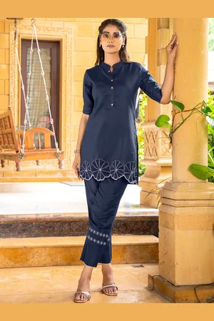 Lilots Floral Embroidered Mandarin Collar Tunic With Trousers