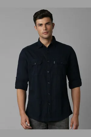 Louis Philippe Men Slim Fit Solid Pocket Detailing Pure Cotton Casual Shirt