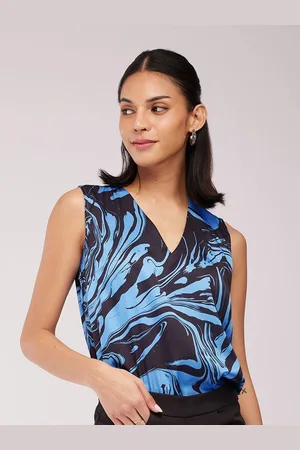 FableStreet Women Abstract Printed V-Neck Top