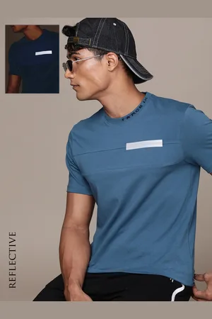 FORCE IX Men T-shirt with Reflective Stripe Detail