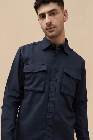 Lifestyle Men Cutaway Collar Solid Cotton Casual Shirt