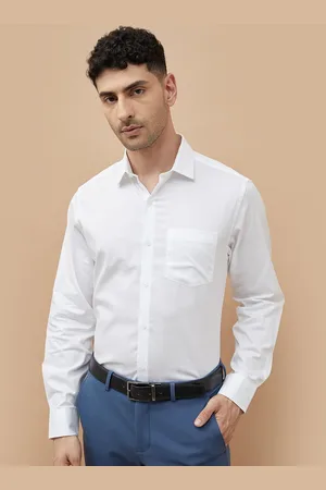 Lifestyle Men Cutaway Collar Solid Cotton Casual Shirt