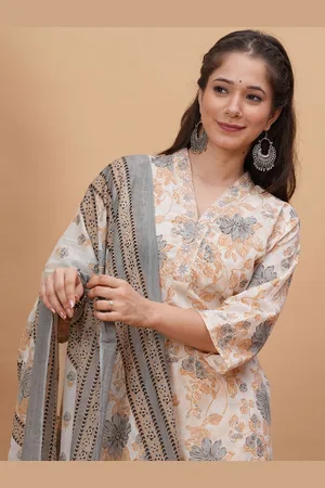 DORIYA Floral Printed Straight Kurta with Salwar & Dupatta