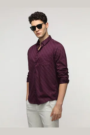 Crocodile Men Comfort Spread Collar Abstract Printed Cotton Casual Shirt