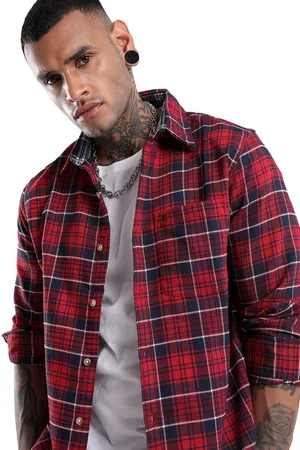 WROGN Men Custom Slim Fit Tartan Checks Opaque Checked Casual Shirt