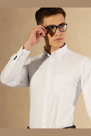 DENNISON Men Smart Spread Collar Solid Cotton Formal Shirt