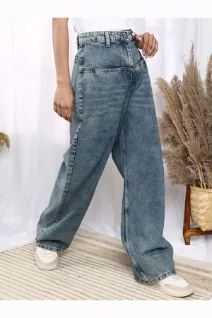 Campus Women Comfort Straight Fit Mildly Distressed Heavy Fade Stretchable Jeans