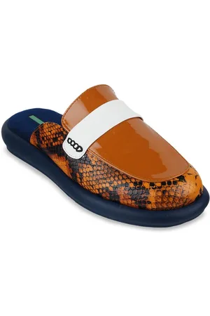 Catwalk Women Printed Mules Flats