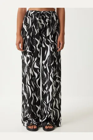 Happiness istanbul Women Printed High-Rise Trousers