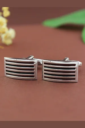 PELUCHE Men Silver-Toned & Maroon Minimalist Enamel Design Cufflink