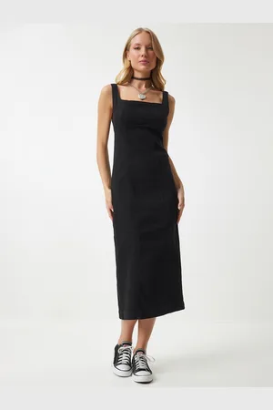 Happiness istanbul Women Solid Sheath Midi Dress